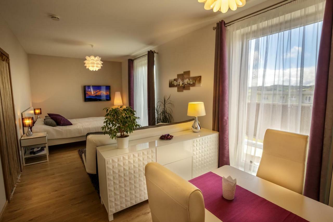 Luxurious, Lovely And Romantic Apartment In Tábor Buitenkant foto