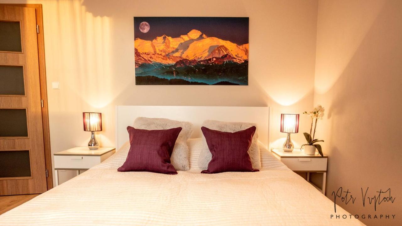 Luxurious, Lovely And Romantic Apartment In Tábor Buitenkant foto