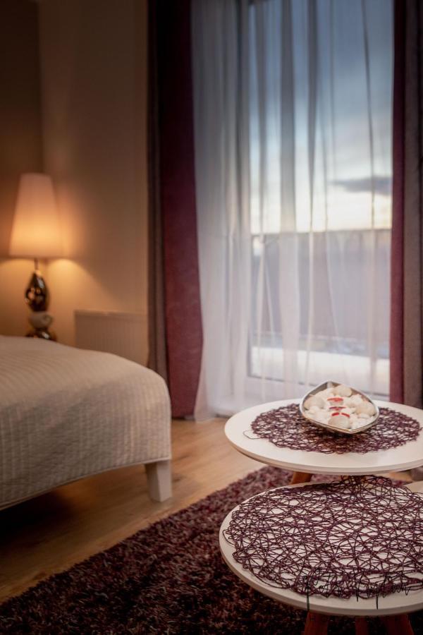 Luxurious, Lovely And Romantic Apartment In Tábor Buitenkant foto